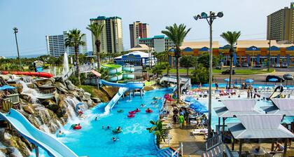 2min kävelymatka yksityiselle rannalle! 3BR upea kaupunkiasunto!