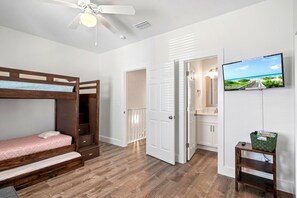 3 camere, ferro/asse da stiro, Wi-Fi gratuito, lenzuola