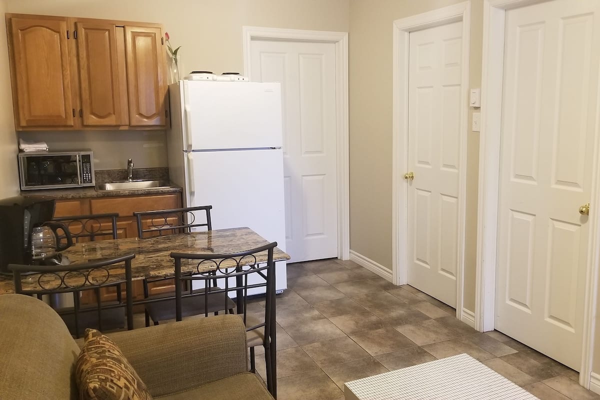 Family Apartment, 2 Bedrooms, Non Smoking, Kitchenette | Private kitchen