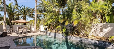 Outdoor pool, a heated pool