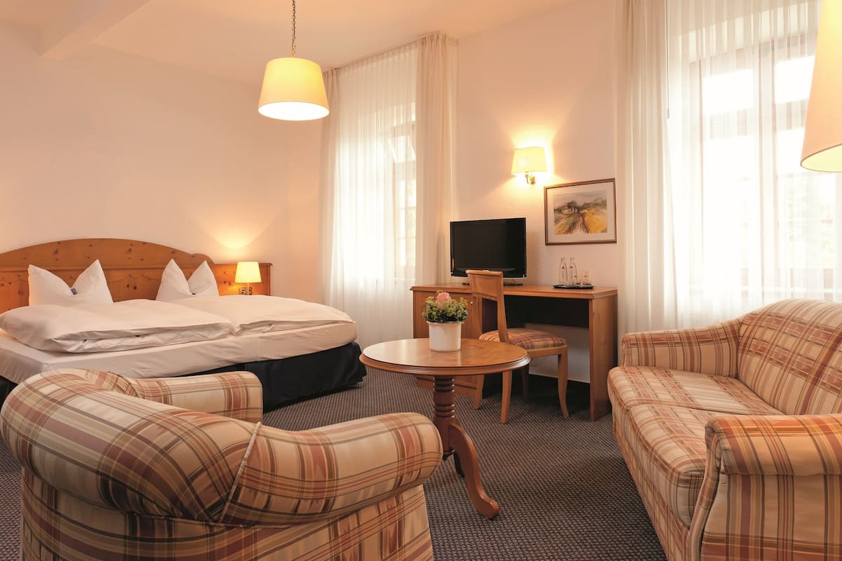 classic double room | rollaway beds, free wifi, bed sheets