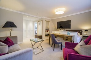 Flat-screen TV - Landhotel Donner (Meschede)