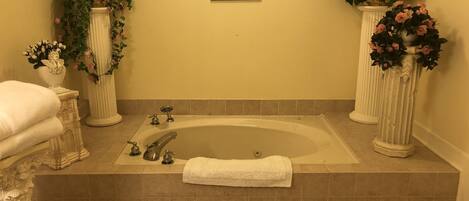 Habitación doble (Roman) | Bañera de hidromasaje privada
