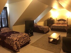Room (Angler's Retreat)