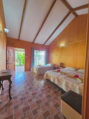 Individually decorated, individually furnished, blackout drapes - Cabañas Makupuna (Hanga Roa)