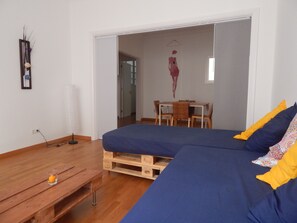 公寓, 1 間臥室 | 客廳 | 書籍