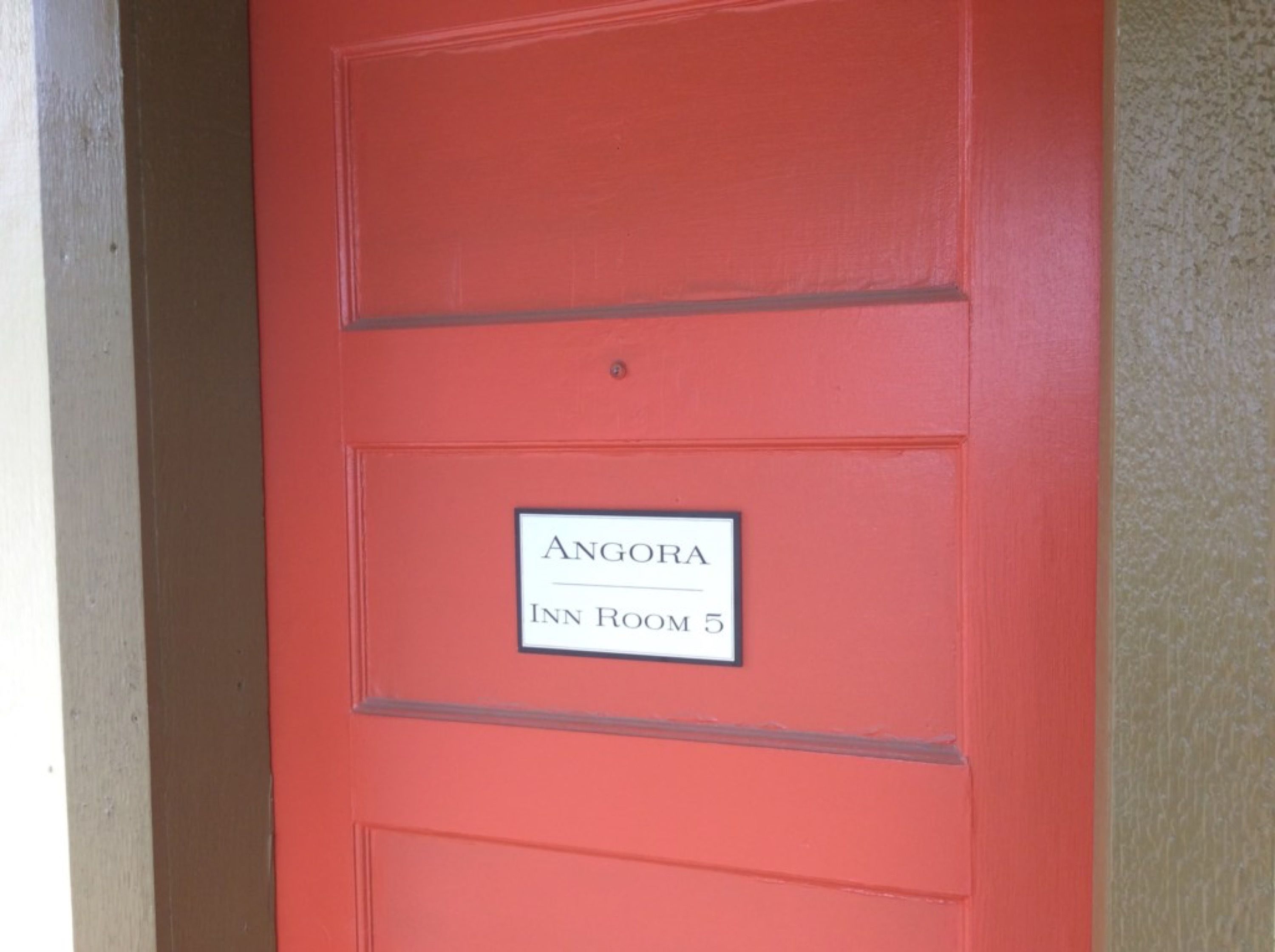 room, 1 king bed | individually decorated, individually furnished, free wifi, bed sheets