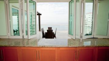 Luxury Penthouse, 5 Bedrooms, Accessible, Kitchen | View from room