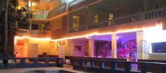 Detente Du Cacique Villa Hotel