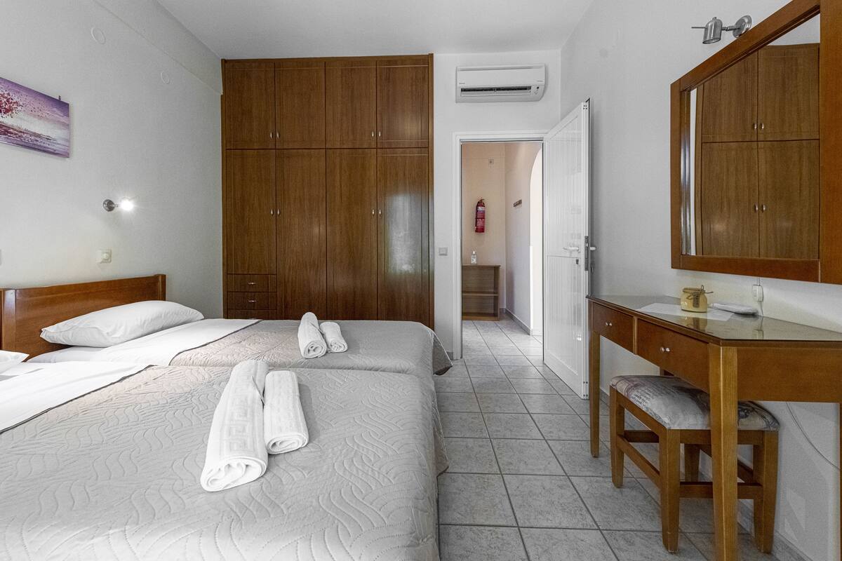 Family House, 1 Bedroom, Accessible | 1 bedroom, soundproofing, iron/ironing board, free cots/infant beds