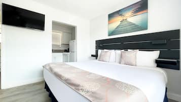 Superior Studio | In-room safe, individually decorated, individually furnished