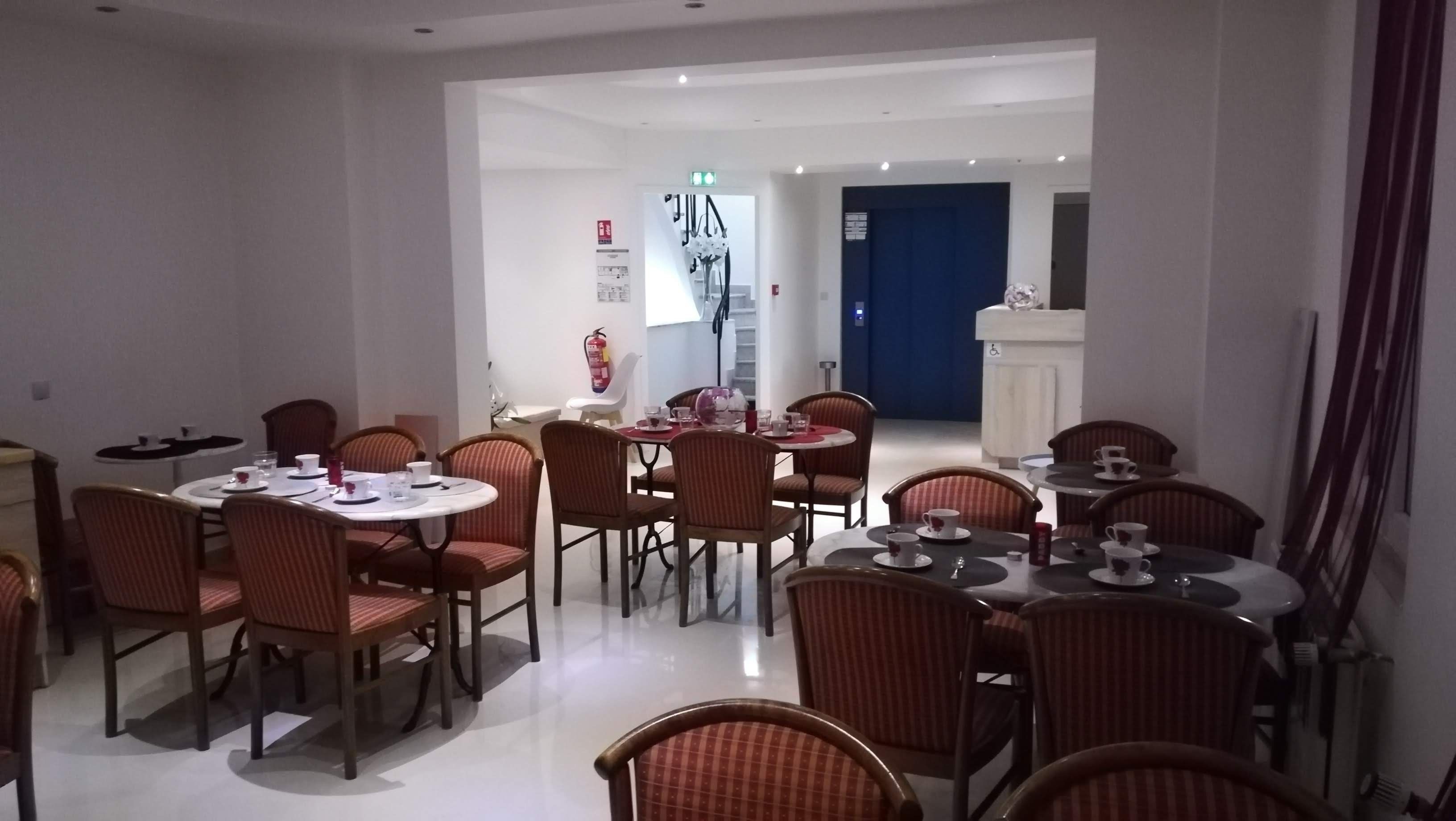 daily buffet breakfast (eur 12 per person)