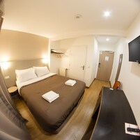 Deluxe Double Room, 1 Queen Bed, Accessible, Non Smoking