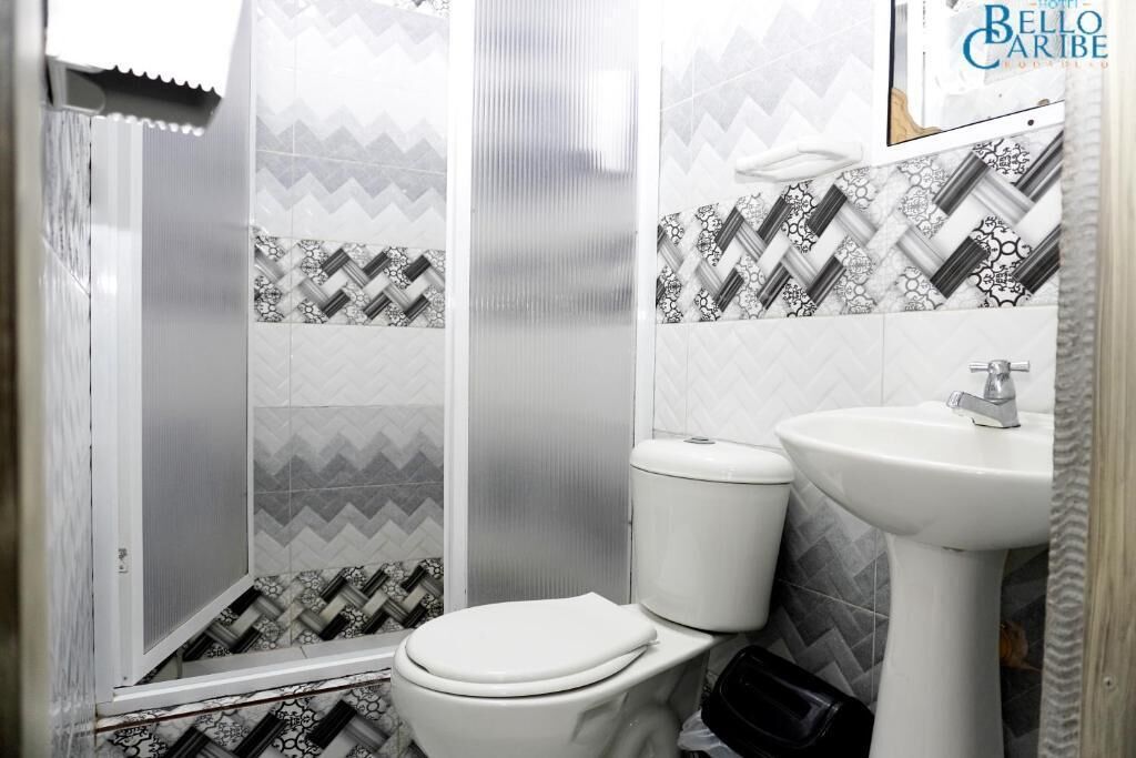 family room | bathroom | shower, free toiletries, towels