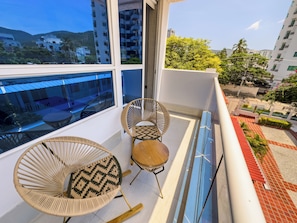 Superior Double Room, Balcony | Desk, blackout curtains, bed sheets