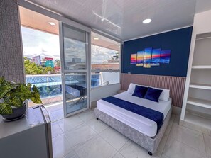 Superior Double Room, Balcony | Desk, blackout curtains, bed sheets - Hotel Bello Caribe Rodadero (Santa Marta)