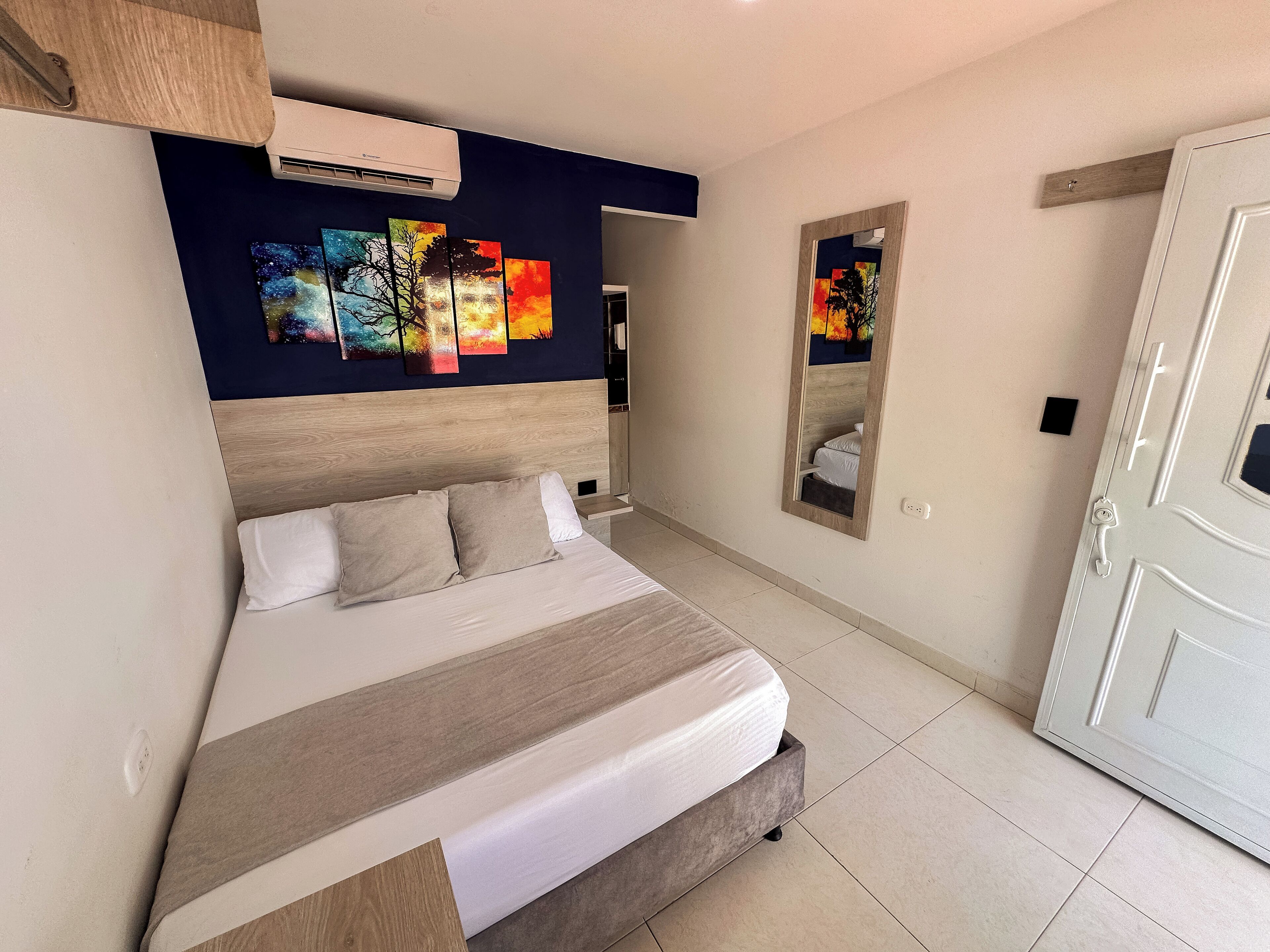 standard double room | desk, blackout curtains, bed sheets