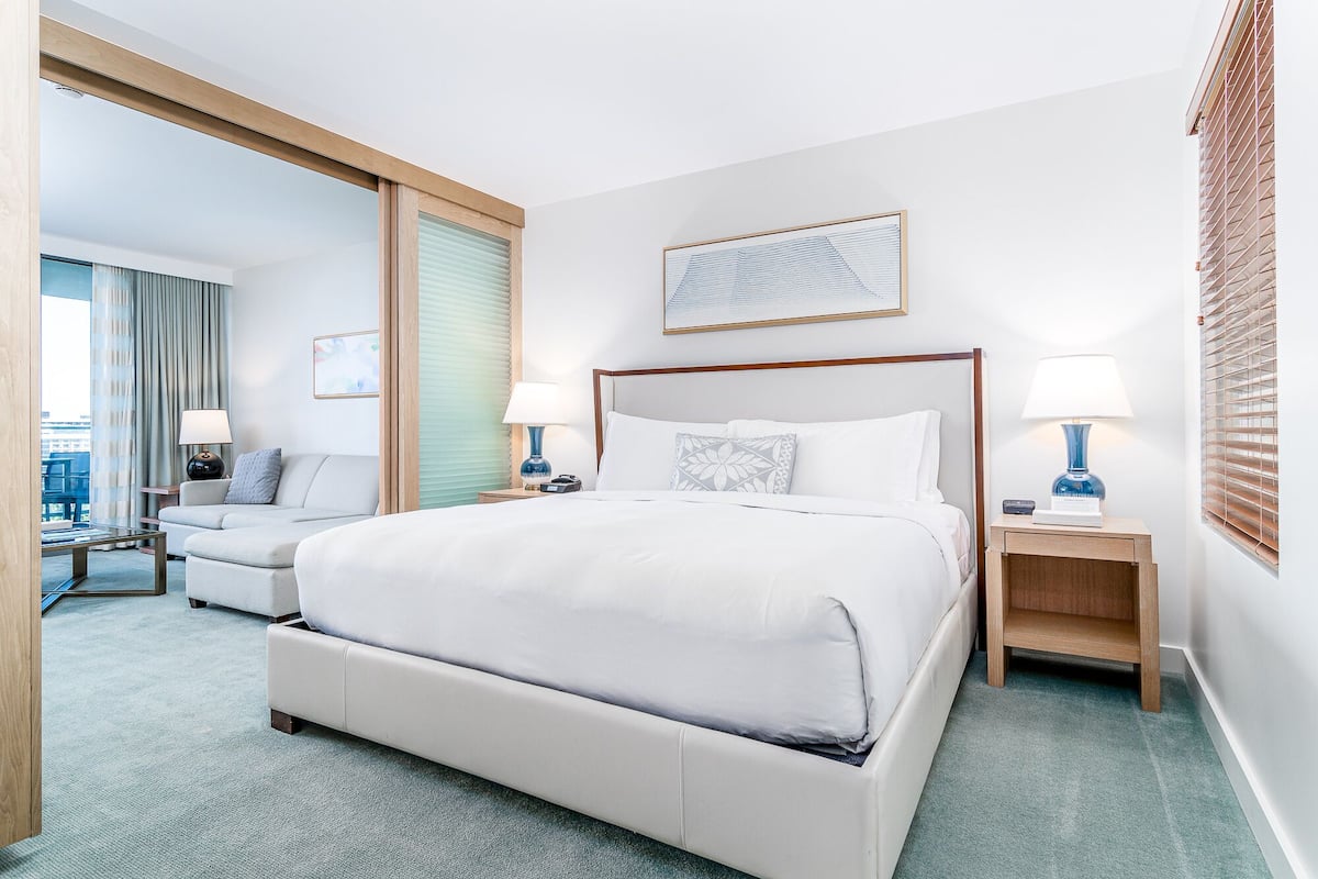 Deluxe-Suite, 1 King-Bett und Schlafsofa, Nichtraucher, Meerblick