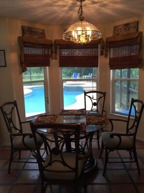 In-room dining - Doral Woods (Kissimmee)