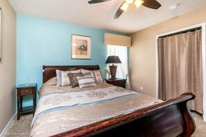 House, Multiple Bedrooms | Free WiFi, bed sheets