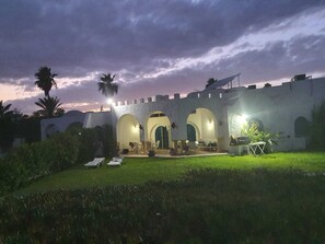 Exterior detail - Maamoura Beach House (El Maâmoura)