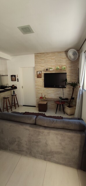 Interior entrance - Casa com piscina em Caraguatatuba (Caraguatatuba)