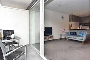 Apartment, 3 Bedrooms, Non Smoking | Balcony