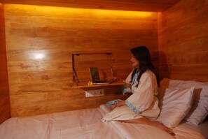 Free WiFi, bed sheets - Dbeds Hostel By Soscomma (Kuta)