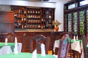 Bar (en la propiedad)