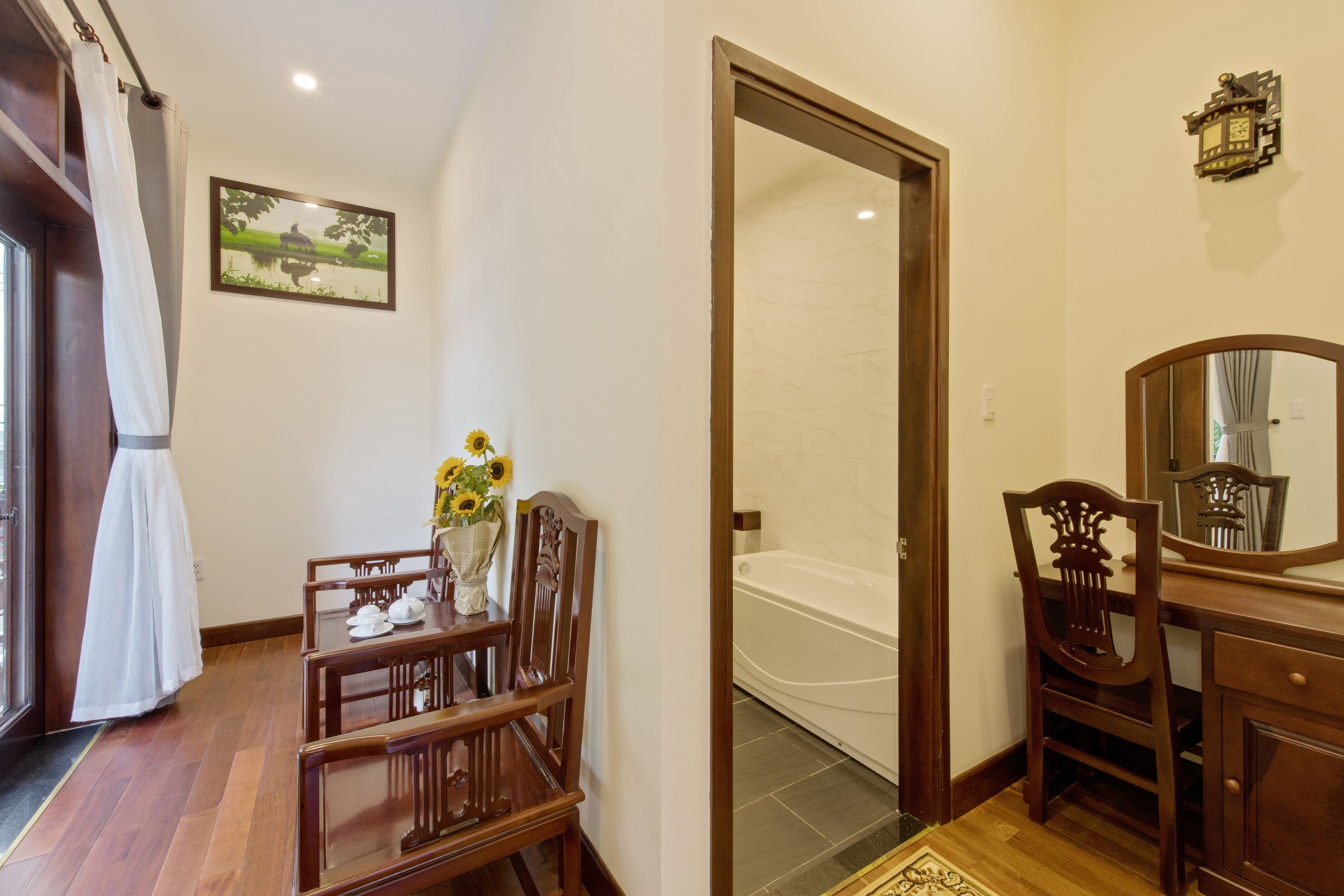 luxury room, 1 king bed, balcony, pool view | room amenity