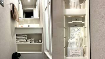 Casa familiar | Baño | Regadera, regadera tipo lluvia, amenidades de baño gratuitas