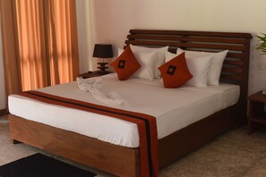 Luxury Villa | 1 bedroom, desk, soundproofing, free WiFi