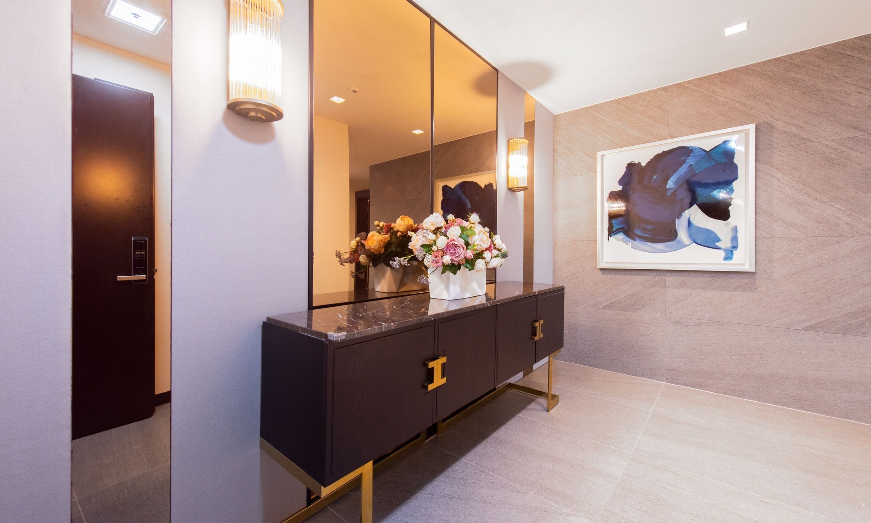 royal family suite | 1 bedroom, individually decorated, individually furnished