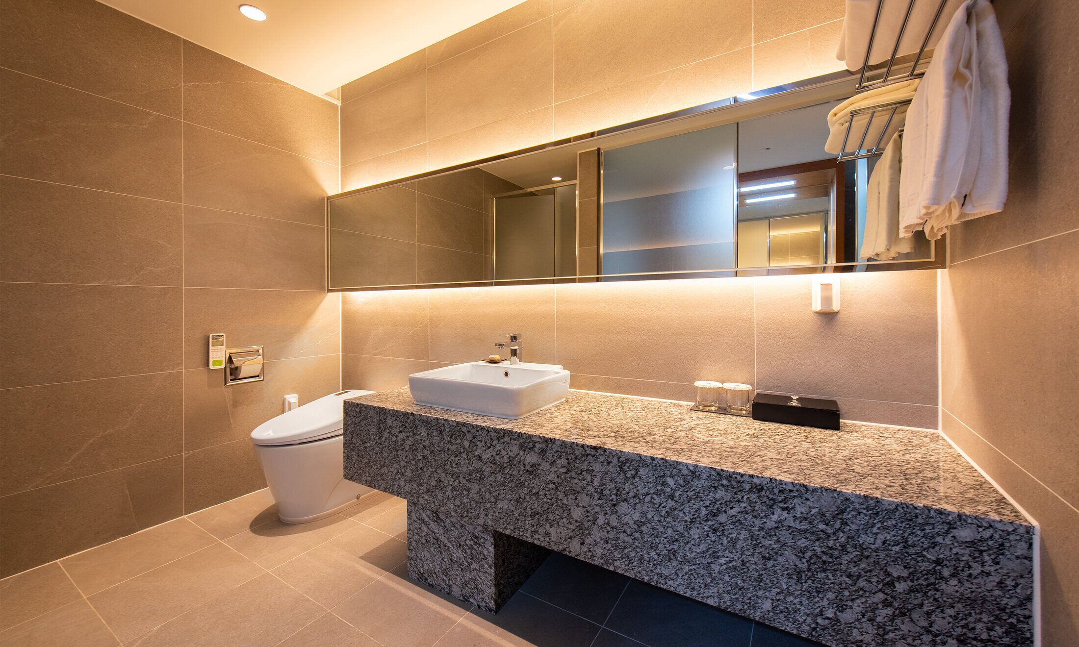 panorama family suite | 1 bedroom, individually decorated, individually furnished