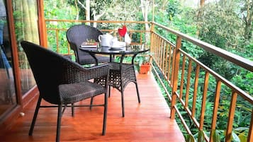 Nhà trên cây Exclusive, quang cảnh vườn | Ban công