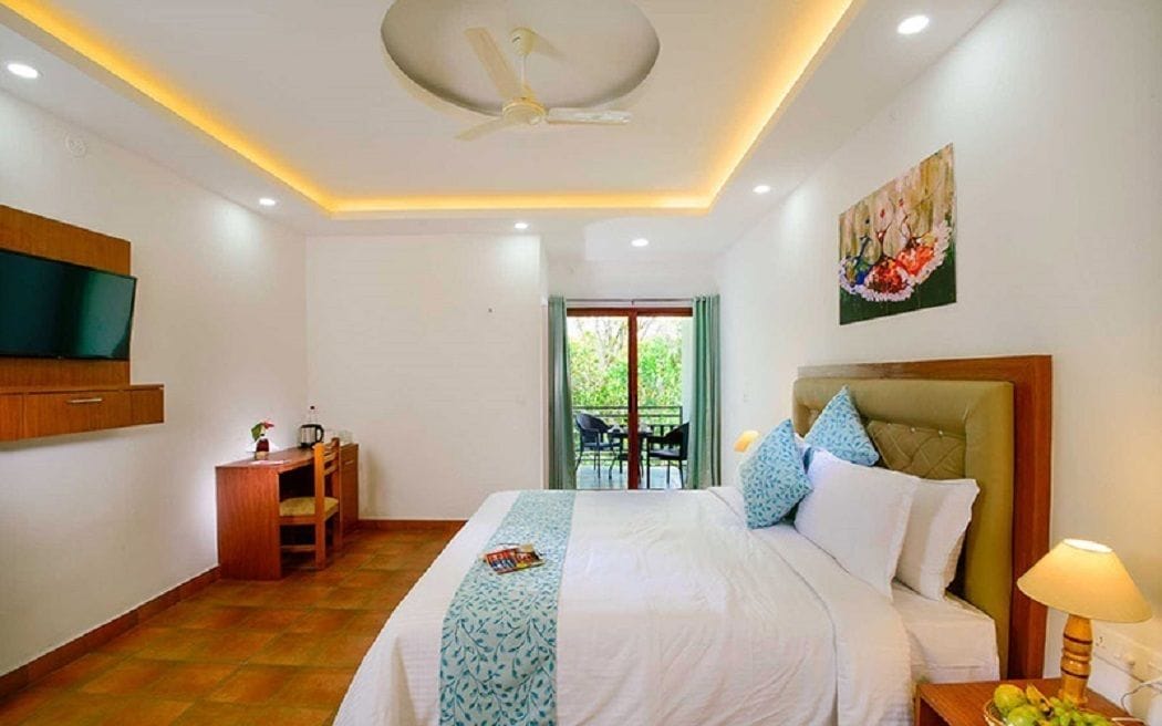 Plantation Room with Balcony | 5 bedrooms, in-room safe, desk, blackout drapes