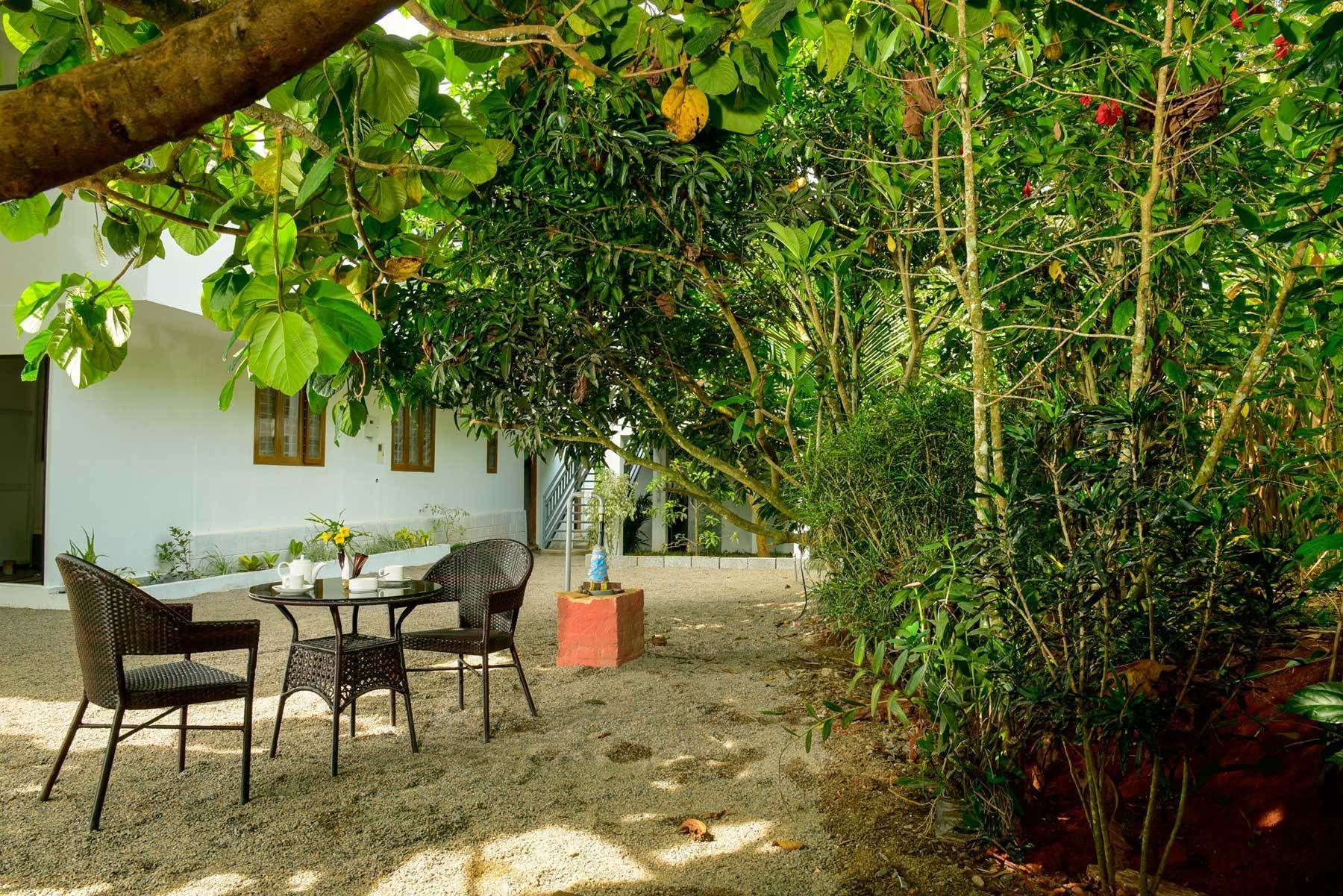 Tempat makan luar