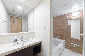 Chambre Deluxe avec lits jumeaux, non-fumeur | Équipements de salle de bain