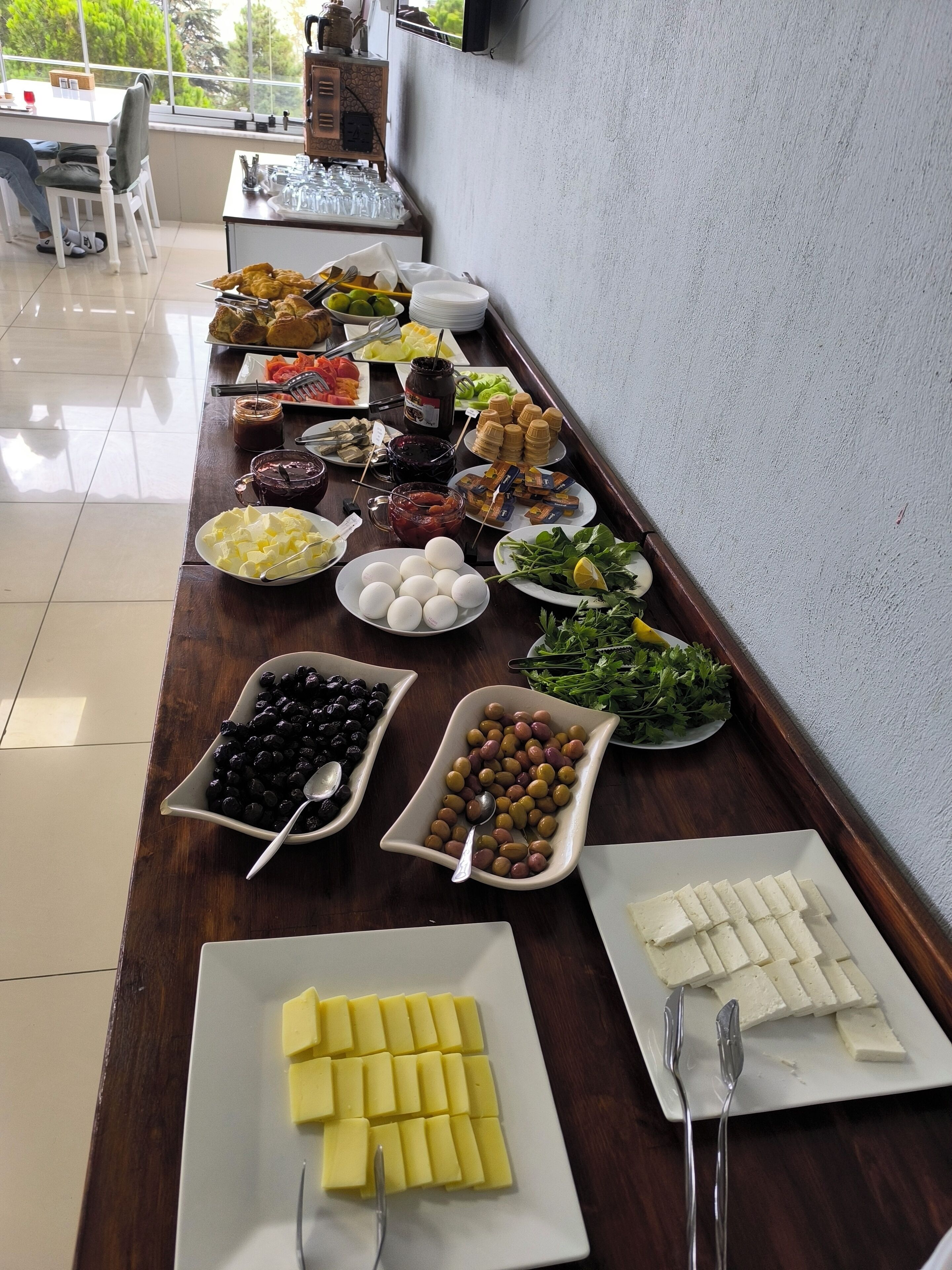 Petit déjeuner buffet (250 TRY par personne)