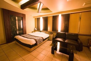 Free WiFi, bed sheets - Hotel OXY - Adults Only (Hidaka)