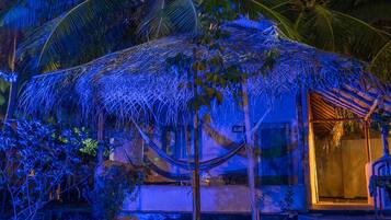 Traditional Bungalow, 1 Queen Bed, Non Smoking