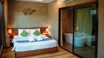 Minibar, blackout drapes, soundproofing, free WiFi