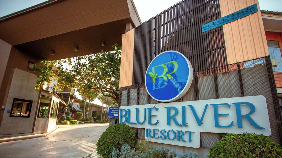 Blue River Resort