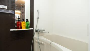 อพาร์ทเมนท์ | ห้องน้ำ | อ่างอาบน้ำและฝักบัวแยกจากกัน, ของใช้ในห้องน้ำฟรี, ไดร์เป่าผม