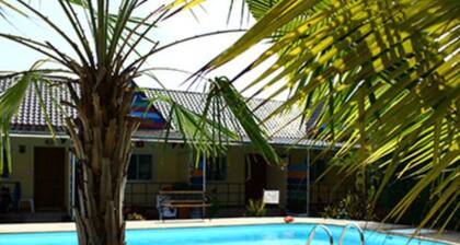 7 Colors House