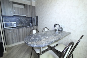 Desk, iron/ironing board, free WiFi, bed sheets