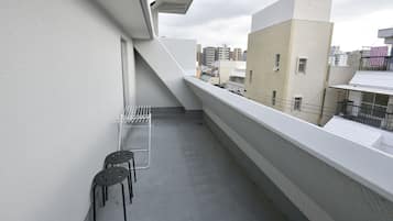 Basic Apartment, 2 Bedrooms, Non Smoking, City View (502) | Balcony