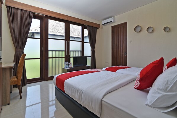 Vila design, 2 quartos, para fumantes | 2 quartos, cofres nos quartos, escrivaninha