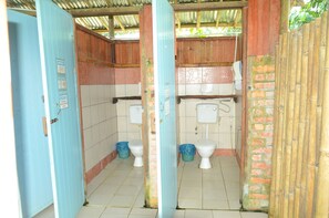 Double Room, River View | Bathroom | Shower, towels - Sumbiling Eco Village (Batang Duri)