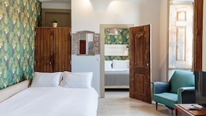 Room - The Indy House (Lisbon)